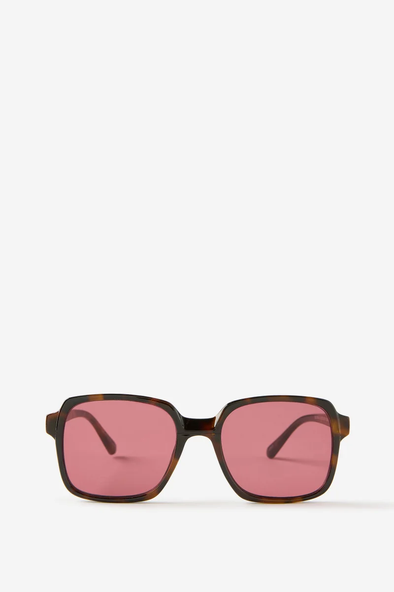 روبي نظارات شمسية مربعة كبيرة جورجيا